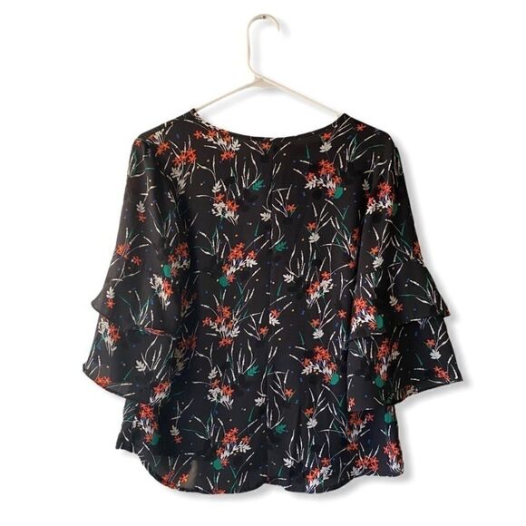 GAP Black Floral Tie Neck Blouse with Half Sleeves - Picture 2 of 6